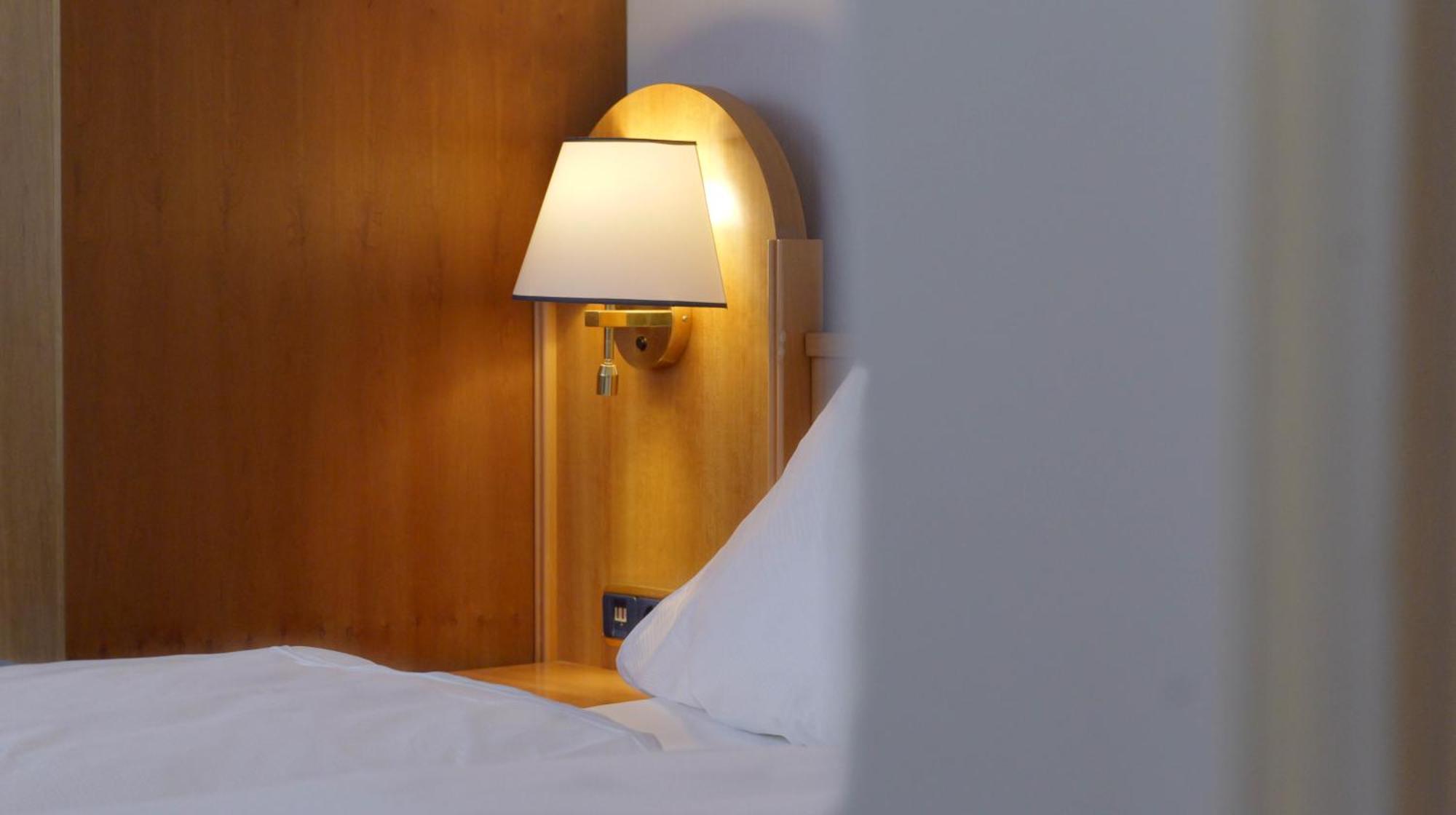 Hotel Ilbertz Garni Кельн Екстер'єр фото