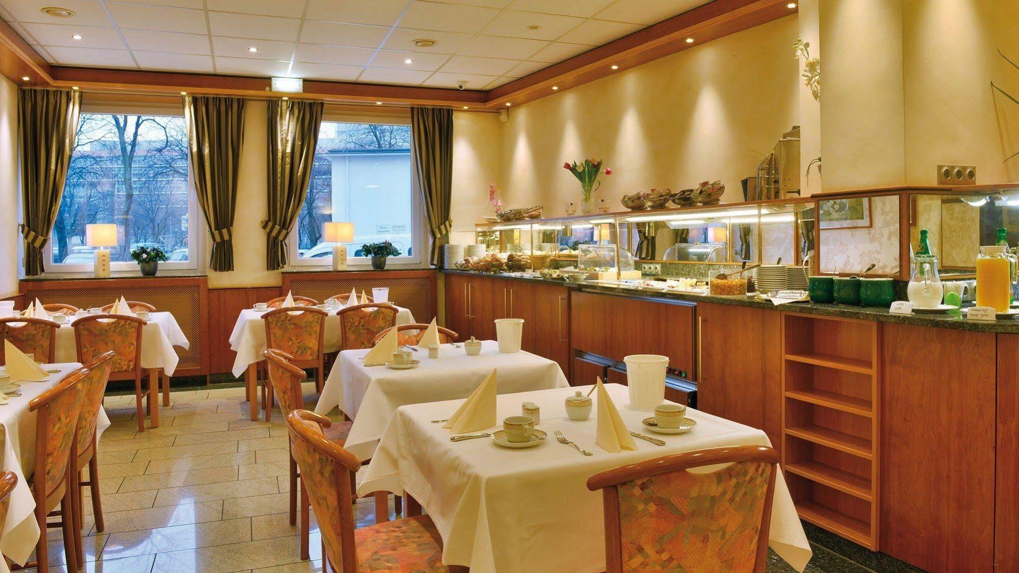 Hotel Ilbertz Garni Кельн Екстер'єр фото